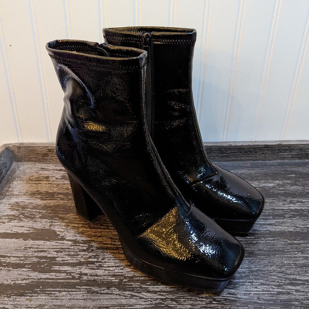 Impo Women's Black Patent Platform Square Toe Side Zip Block Heel Bootie Size 8
